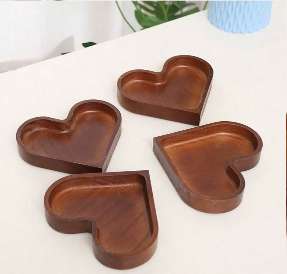 Heart Shaped Candy Box, Wooden Fruit Box Whole Wood Dried Fruit Storage Tray Japanese Solid Wood